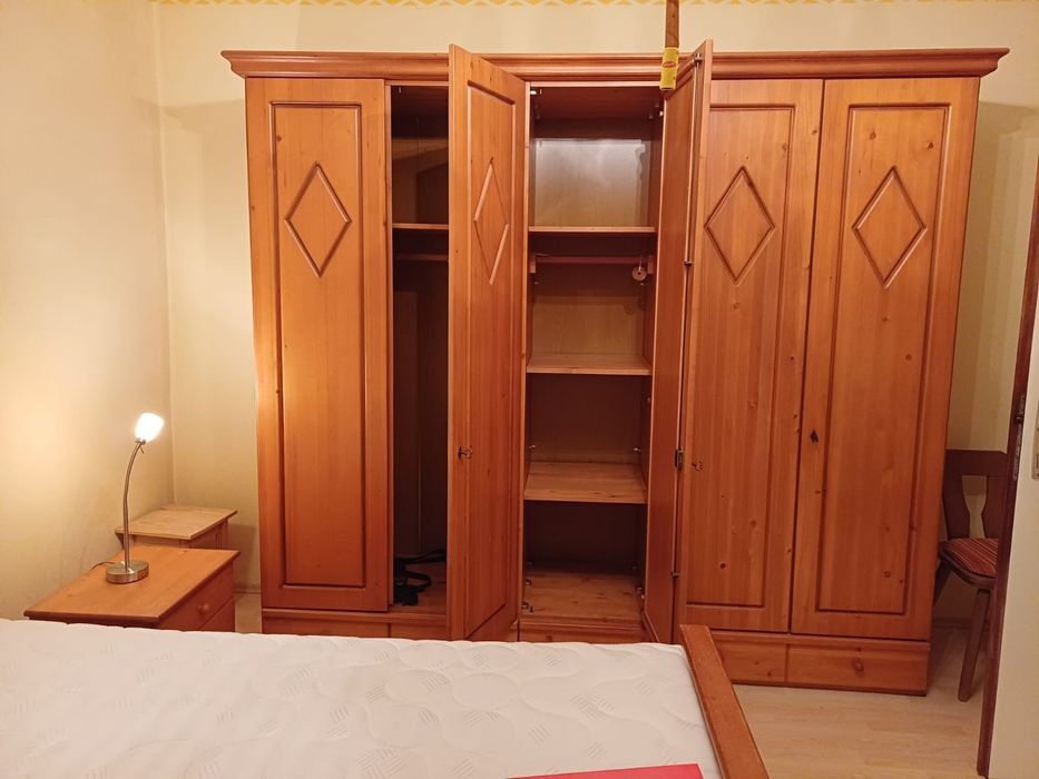 Mobila dormitor lemn