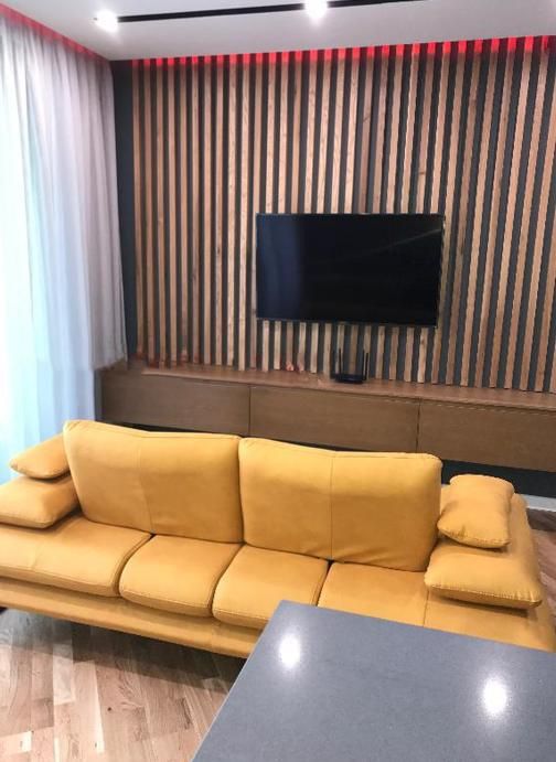 Дава се под наем Двустаен апартамент в София, Витоша - 62 кв.м за 750 € - Снимка #2