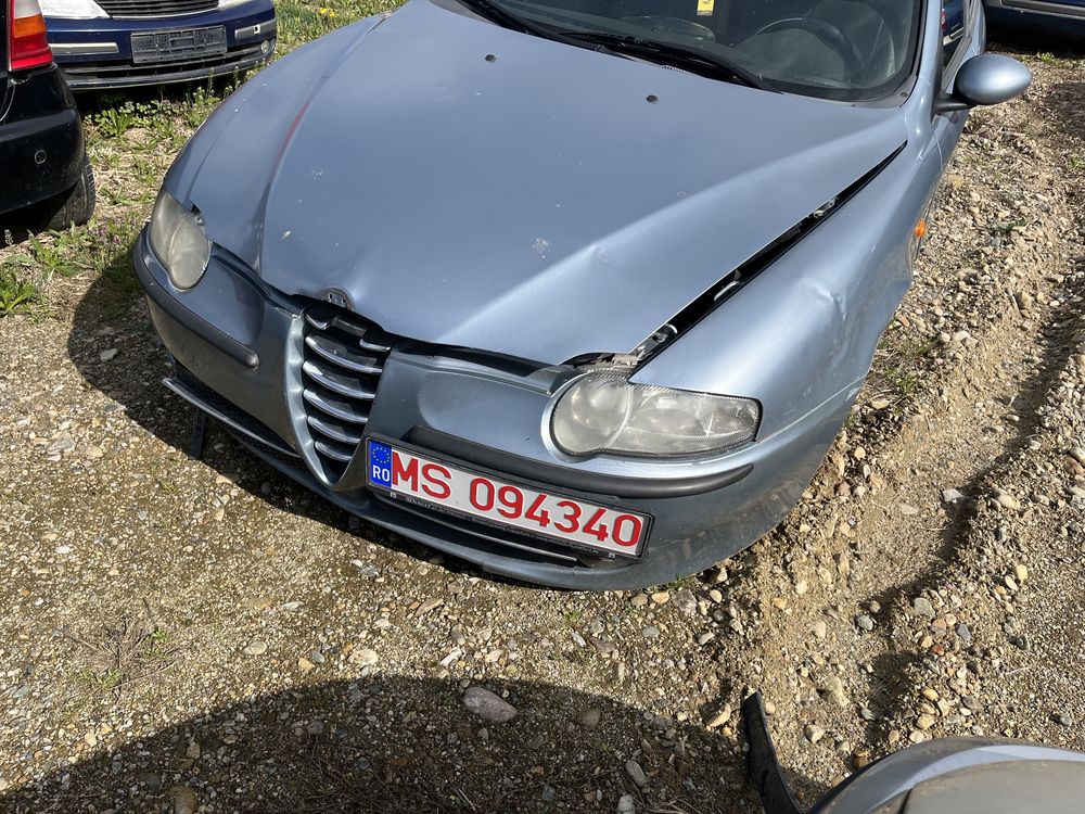 Far stanga/dreapta alfa romeo 147 plus alte piese!