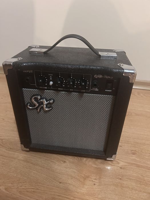 Електрическа китара SX Stratocaster със стойка и кубе