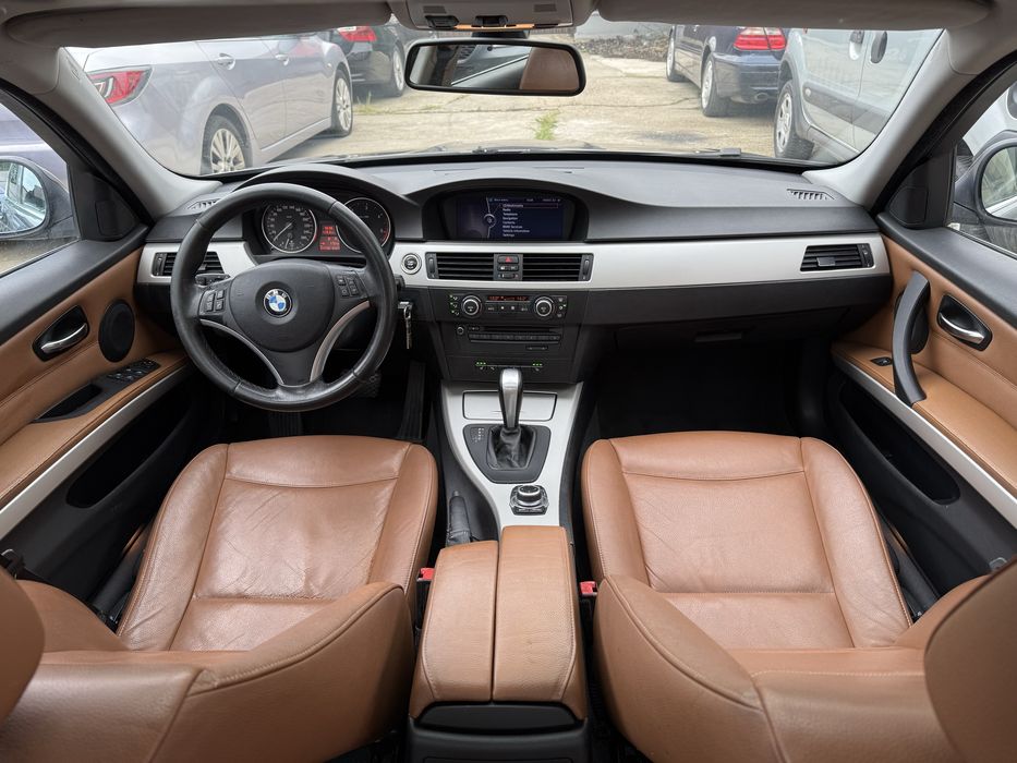 BMW E90 330 XD fab.2009 *** FACELIFT *** FULL EXTRASE *** ADUS AZI