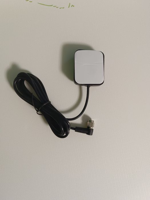 Antena masina nou nouță