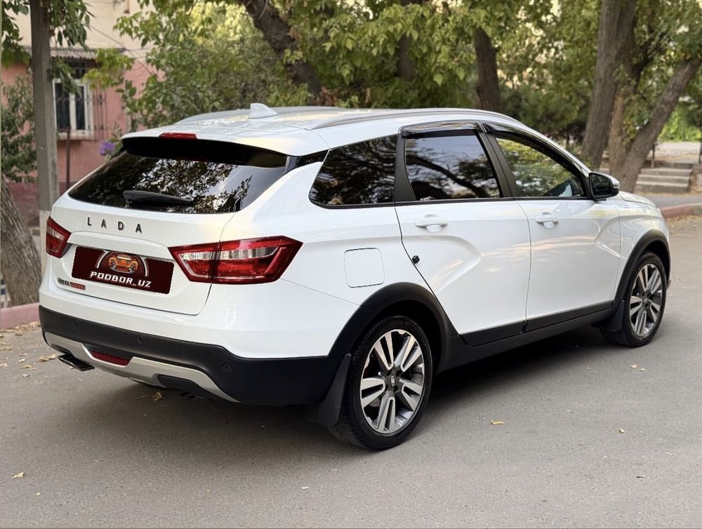 Lada Vesta SW Cross 1.6 вариатор Фулл. Краска родная!