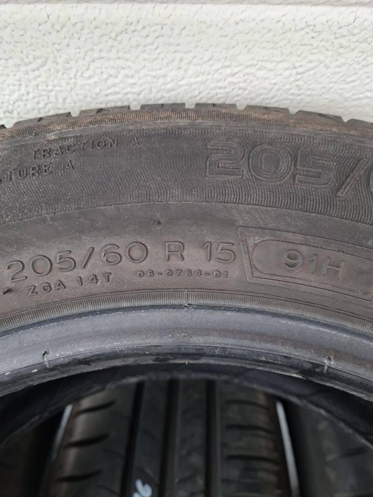 Летни гуми 4 броя MICHELIN Energy 205 60 R15 дот 3816