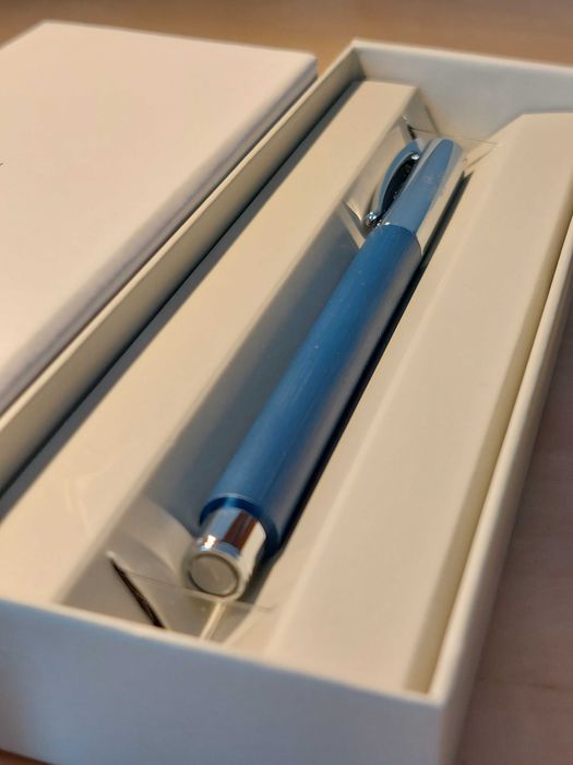 Stilou Faber-Castell Ambition Precious Resin Blue, penita M.