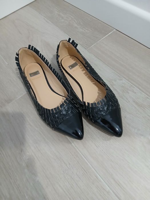 Incaltaminte  în stare perfectă  nr 37