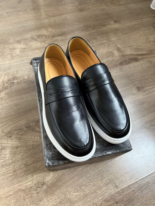 Мужские лоферы черные