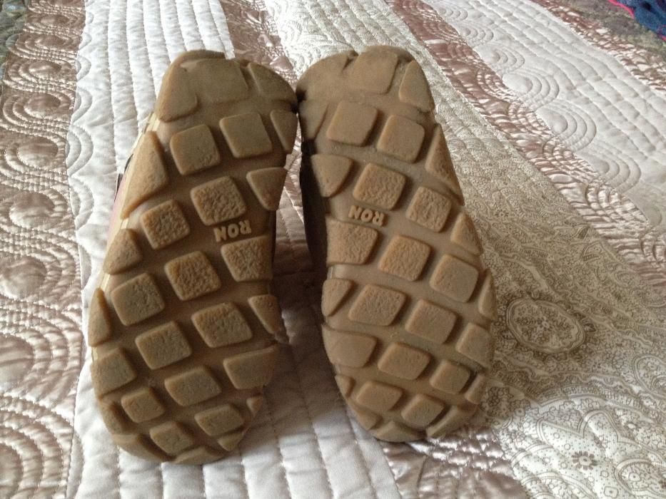 Топли розови ботушки