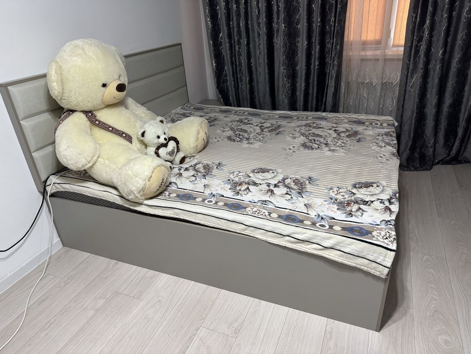 Продам кровать.