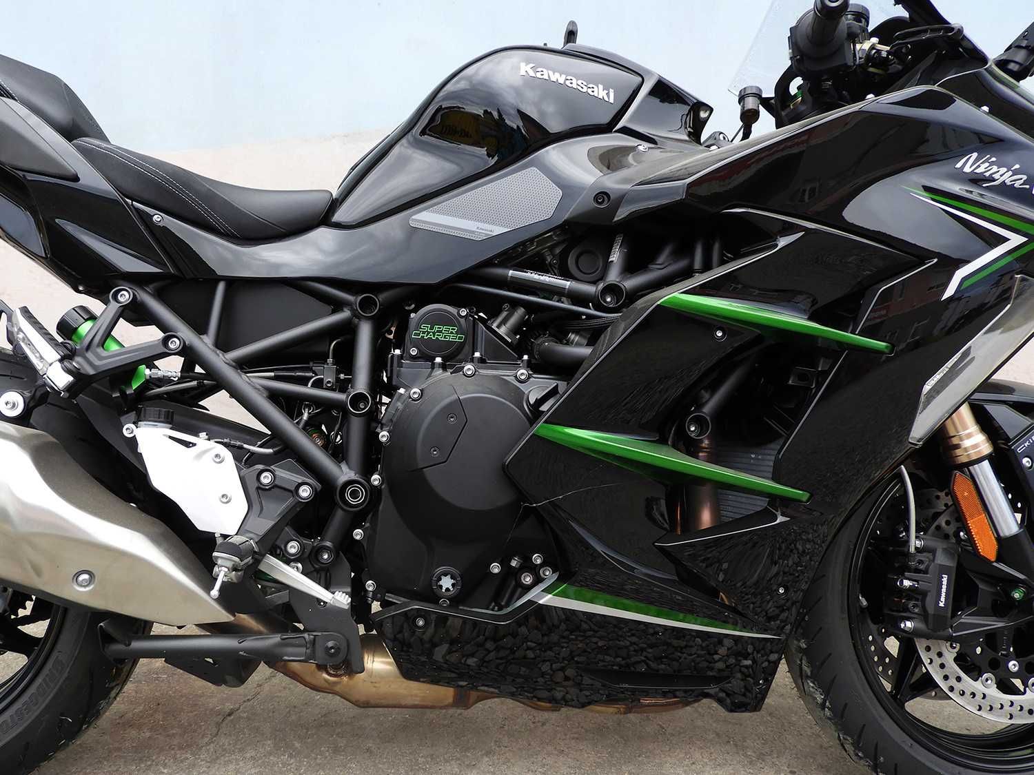 Lichidare stoc Motocicleta Kawasaki Ninja H2 SX 2023