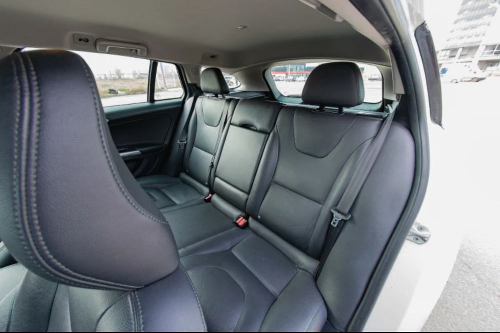 Volvo v60 D4 181 к.с.