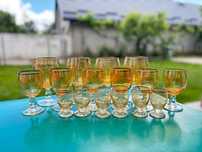 Set de pahare vintage chihlimbar cu margine aurie