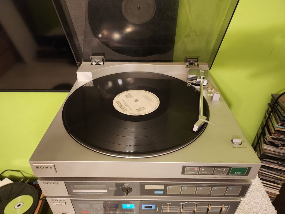 linie sony statie ,pickup ,radio