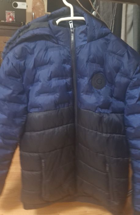 Оригинално яке guess