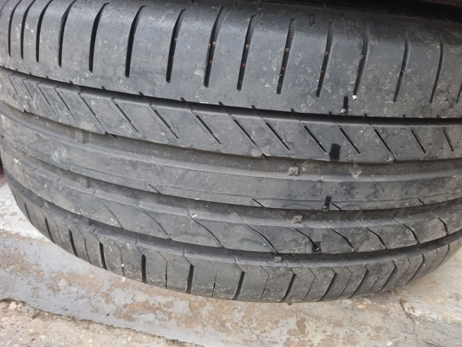 Anvelope/cauciucuri Continental Vara 245.40r18