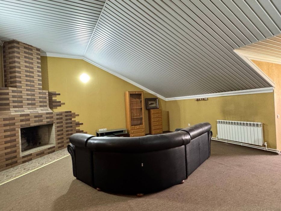 Чехова Папугайчик 4/4/4 (162м2+84) банковский дом СРОЧНО