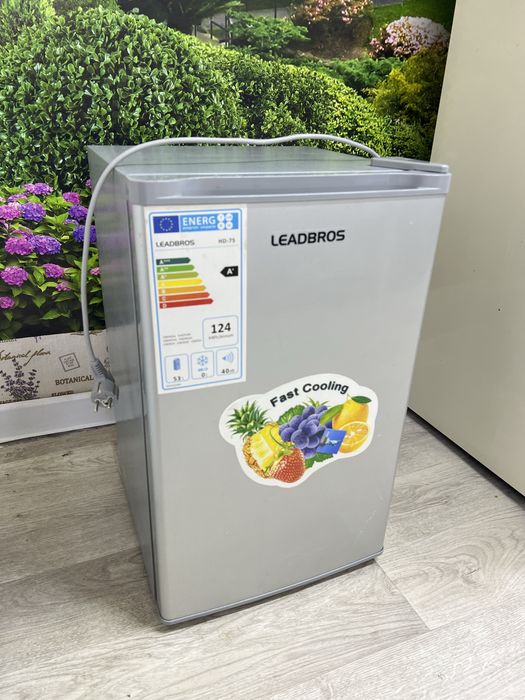 Продам Холодильник Новый