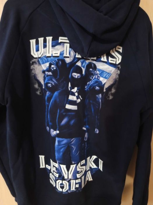 Фен суичър на Левски София