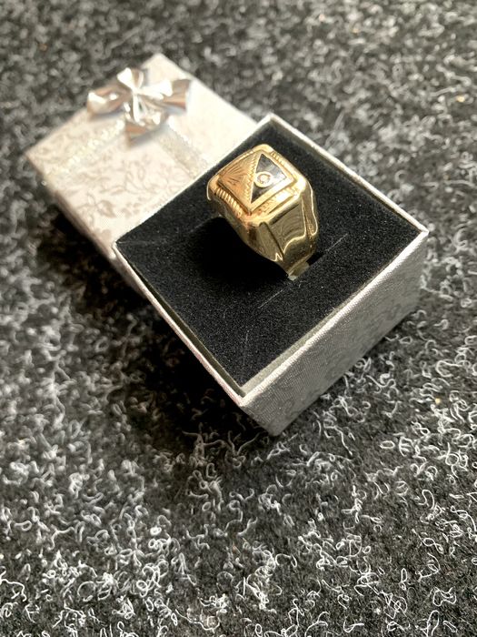 Inel, Ghiul din Aur 14 k cu Diamant