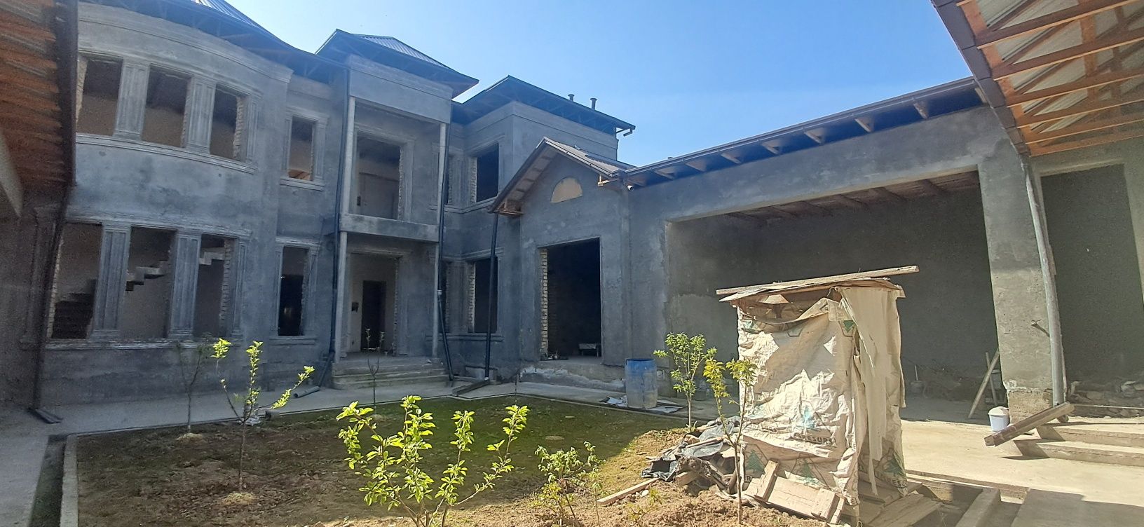 Yengi 16yilli, Bunyodkor mahallasi, 5sotix yengi uchaska sotiladi
