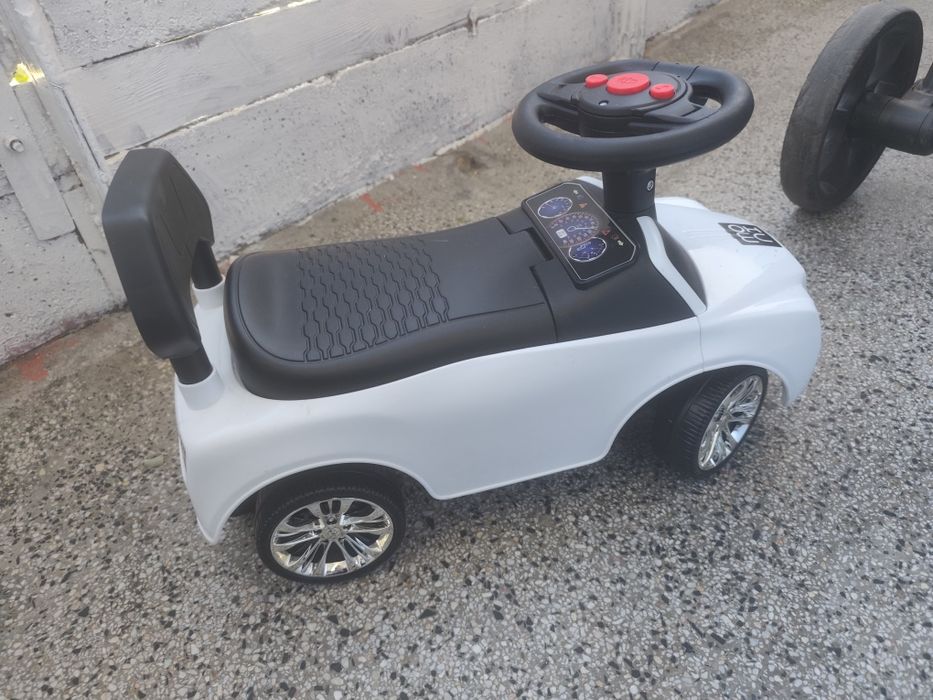 Кола за бутане Мони