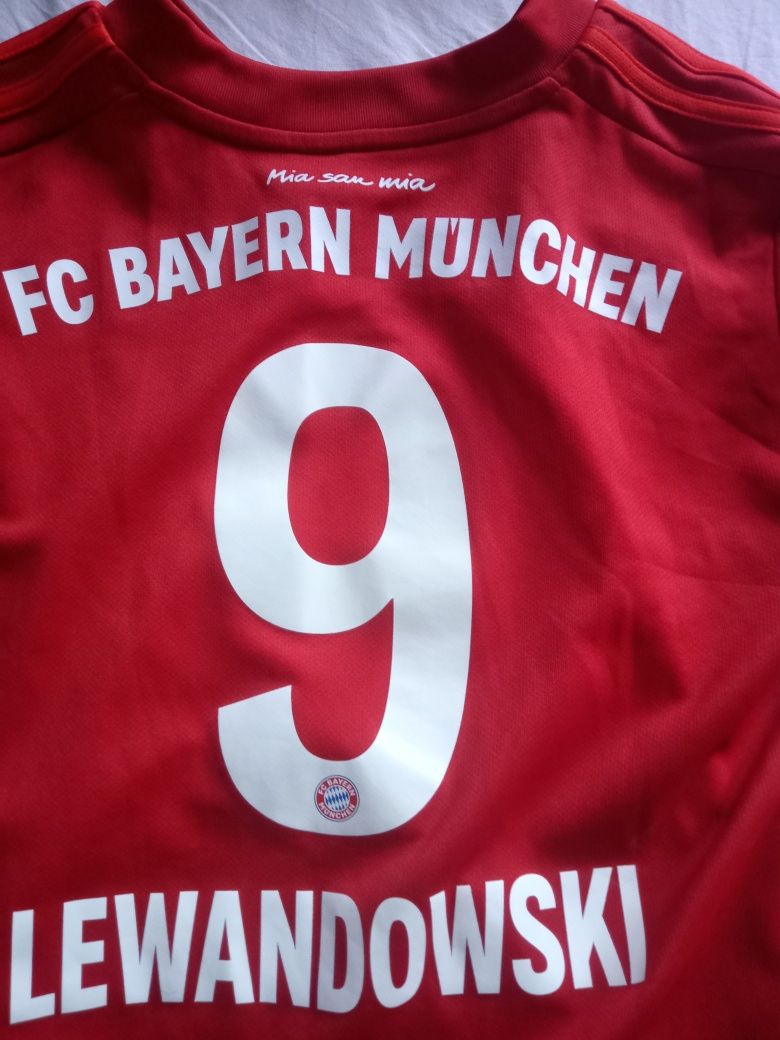 Tricou de fotbal original cu Bayern Munchen