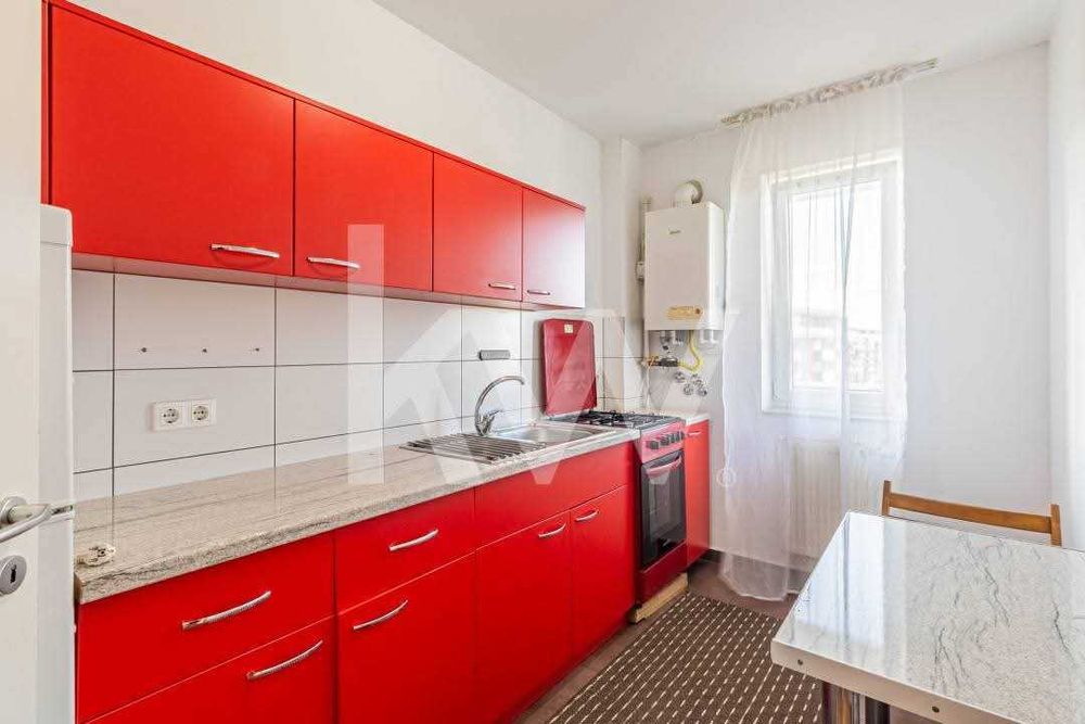 De vânzare apartament cu 2 camere decomandat în Avantgarden 3