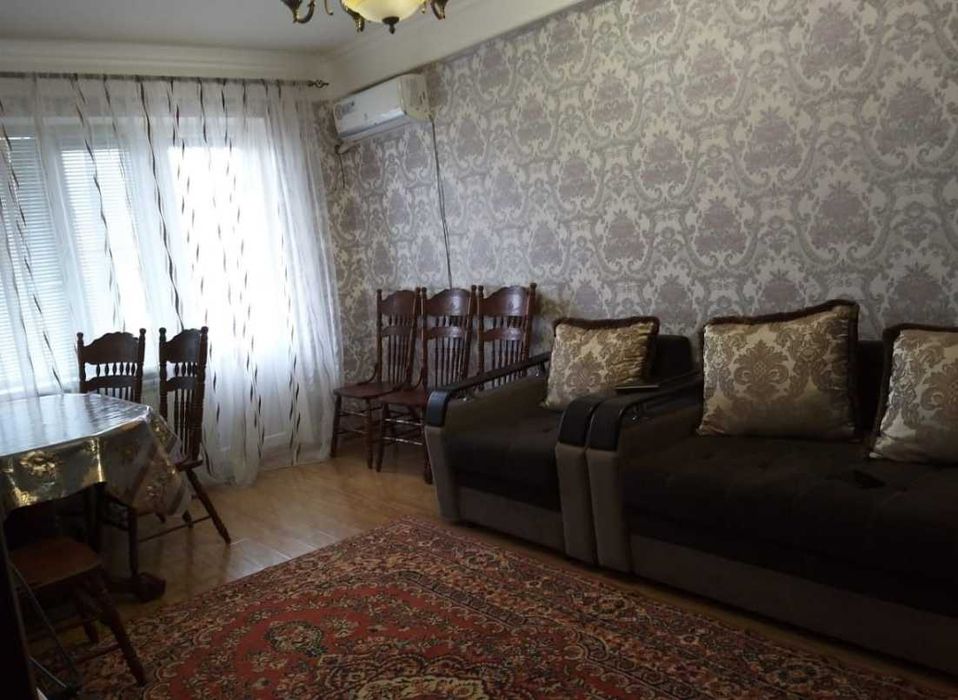 Дава се под наем Двустаен апартамент в Пловдив, Каменица 1 - 50 кв.м за 193.8 € - Снимка #1