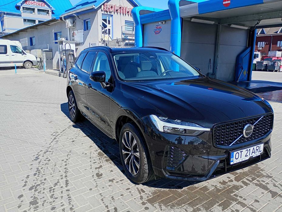 XC60 B4 (Diesel) AT8 AWD Plus Dark 2024