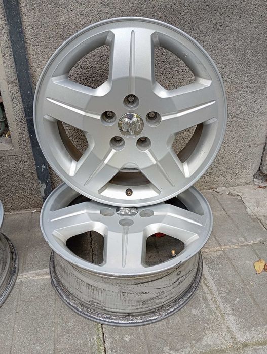 Оригинални Джанти за Додж 17 цола,5х114.3 централен 67.1