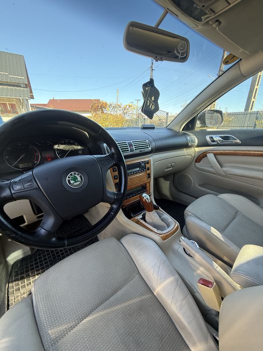 Vand Skoda Superb 2.0 TDI 2007