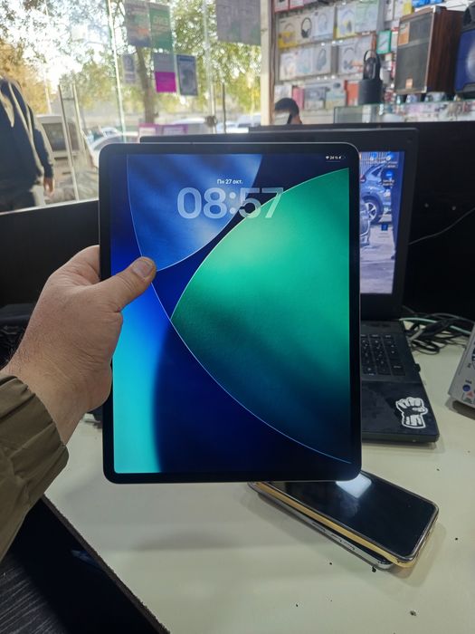 Ipad pro  12.09 dyum