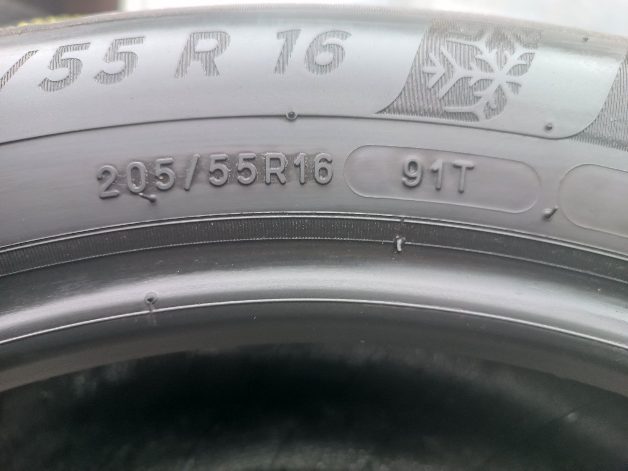 205/55/16 Michelin