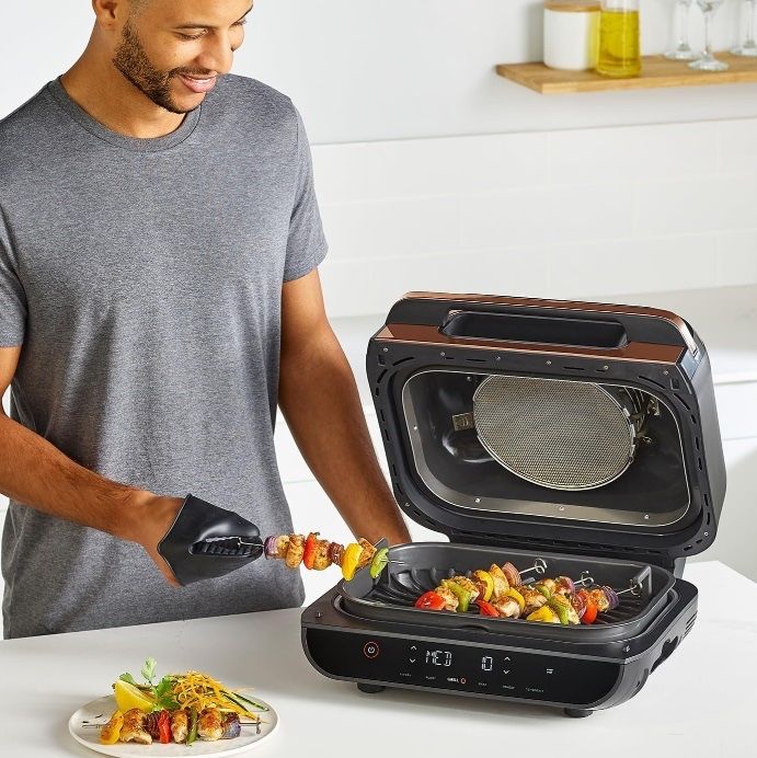 Грил и фритюрник с горещ въздух NINJA Foodi MAX Air fryer