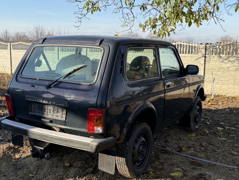 Lada niva 4x4 euro5 echipata pentru deszapezire