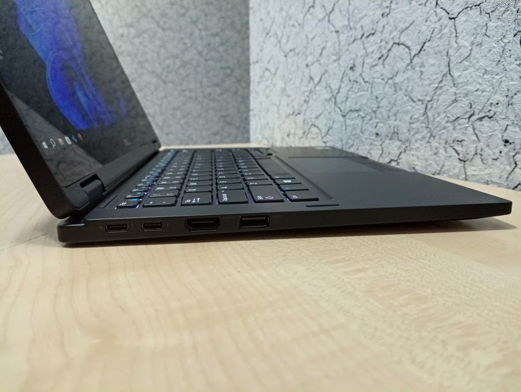 DELL 7390 x360 13,3" TouchScreen IPS/CORE i7-8650U/16GB/1024GB SSD M.2