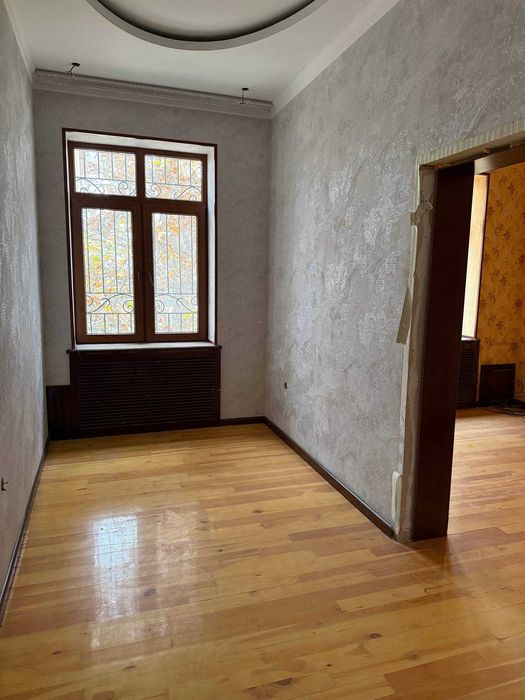 4/4/5 100 м,высокопотолочка,дом Специалистов. Река Анхор, Ташкент Сити