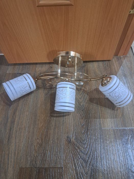 Люста в зал, прихожую