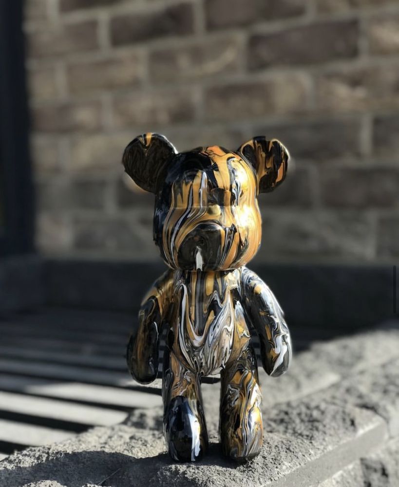 Мишка BearBrick арт-терапия