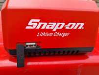 Ancarcator snap on.+2acumulatoare de 18v.
