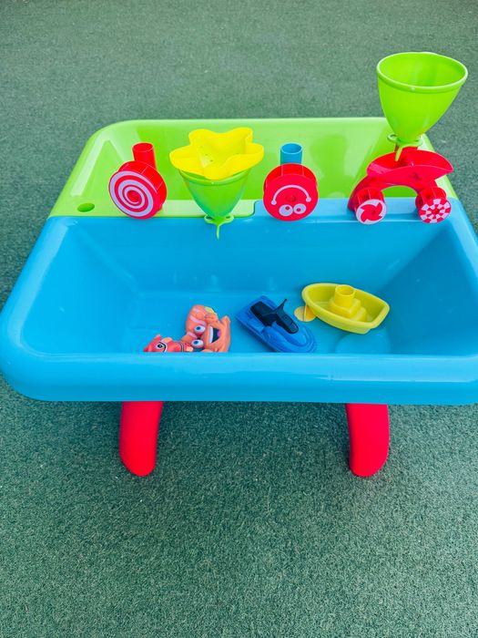 Водна маса за игра с пясък