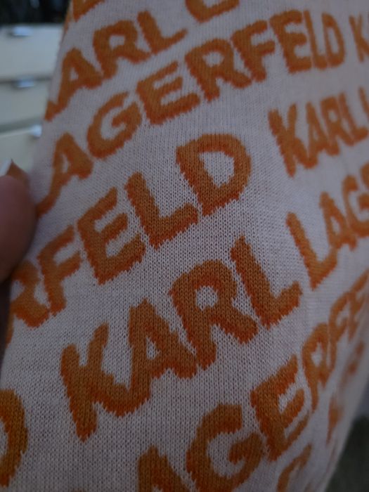 Оригинална нова  жилетка Karl Lagerfeld Xs
