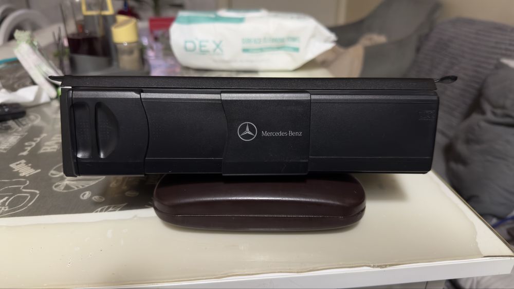 CD чейнджър Mercedes Benz