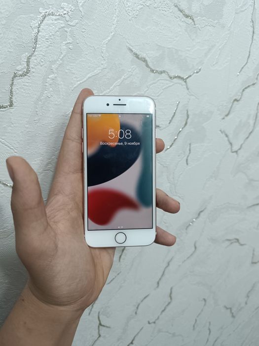 Продаю айфон 7 отличное состояние
