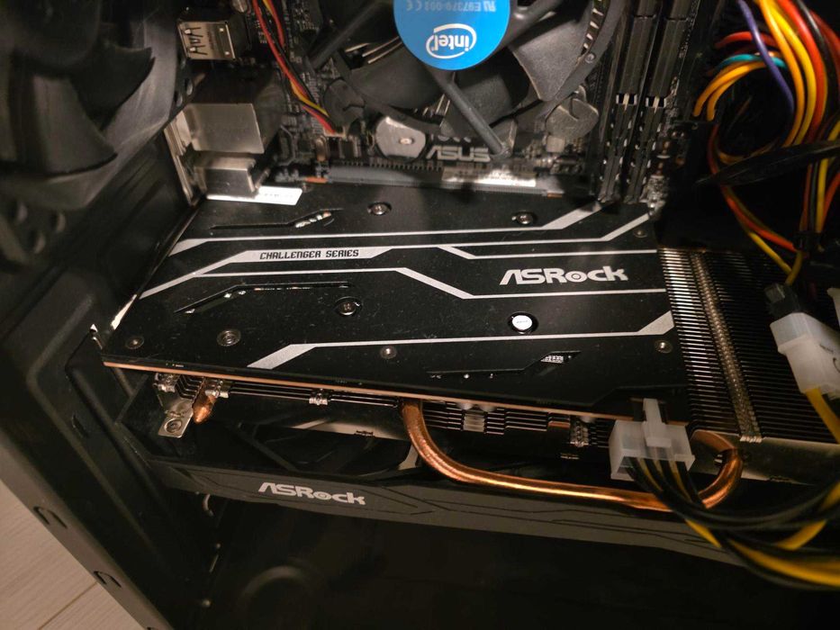 PC Gaming I5 7400+RX6600+Monitor 27"
