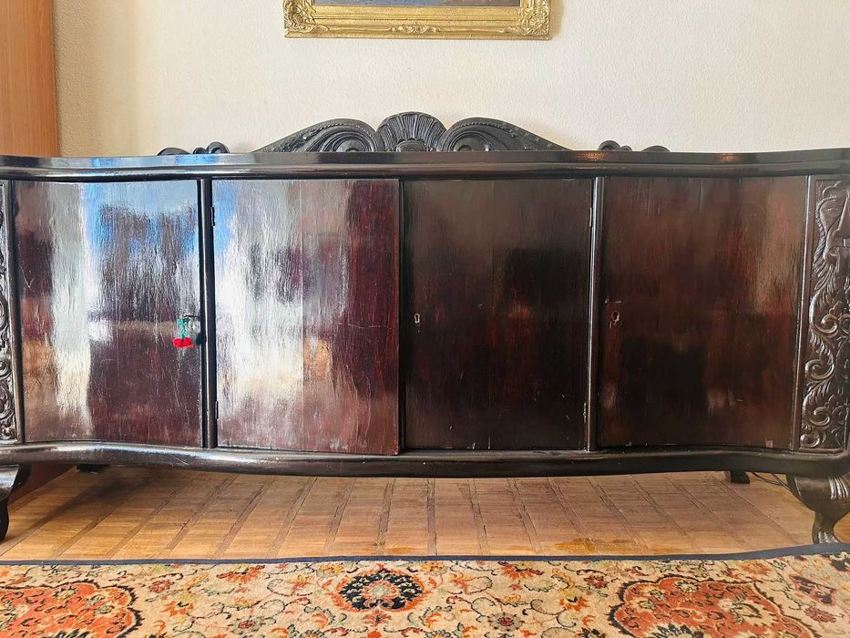 Vand mobila vintage - lemn masiv