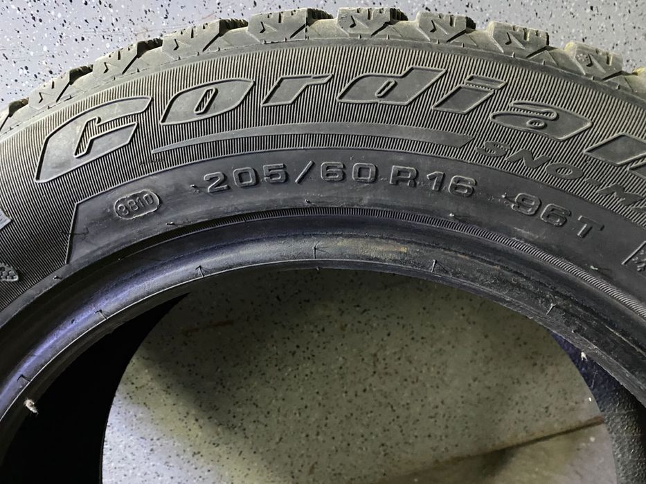 Продам одну зимнюю резину с шипами Cordiant SNO-MAX (1 шт.)