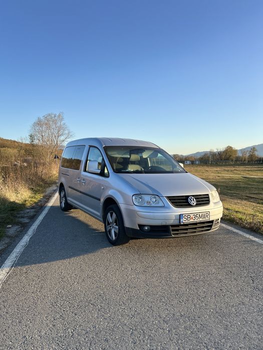 Volkswagen Caddy Maxi Life 7 locuri