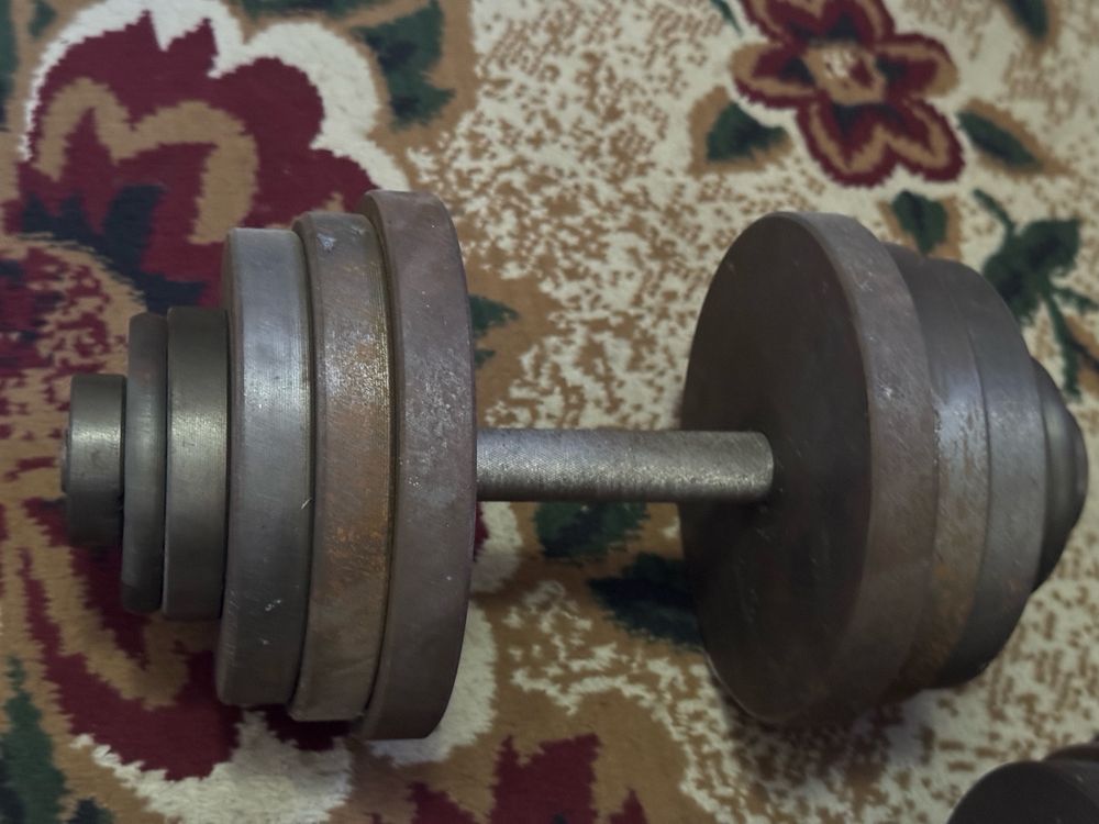 Продам гантели 2х25 кг