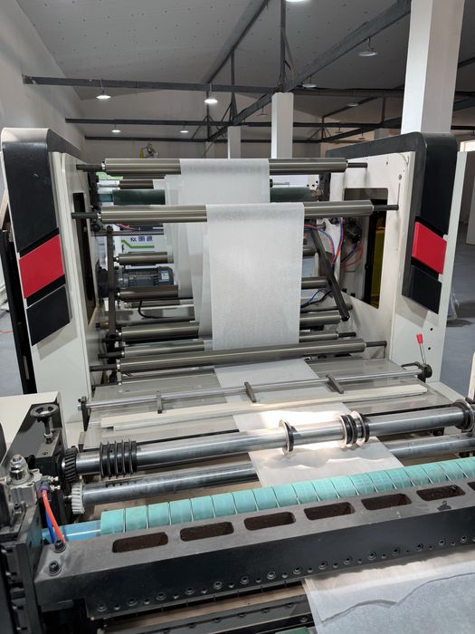 Станок для резки бкмаги